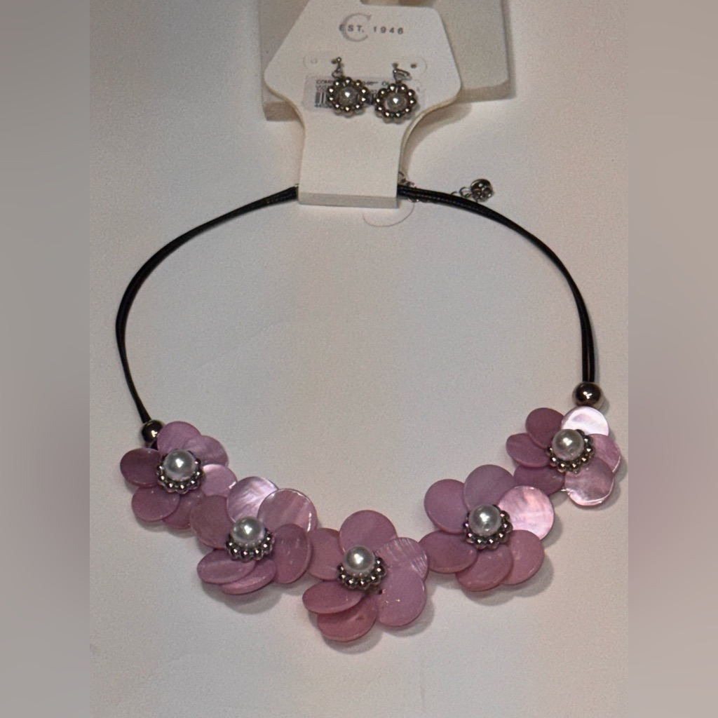 Cato Est 1946 Necklace And Earrings Set